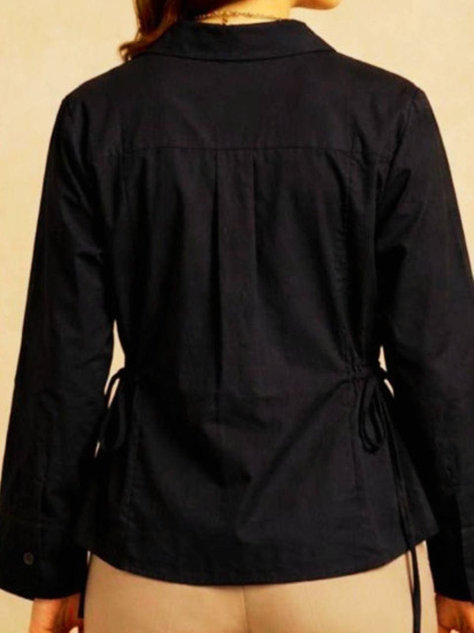 VIV26-227 BLK Top