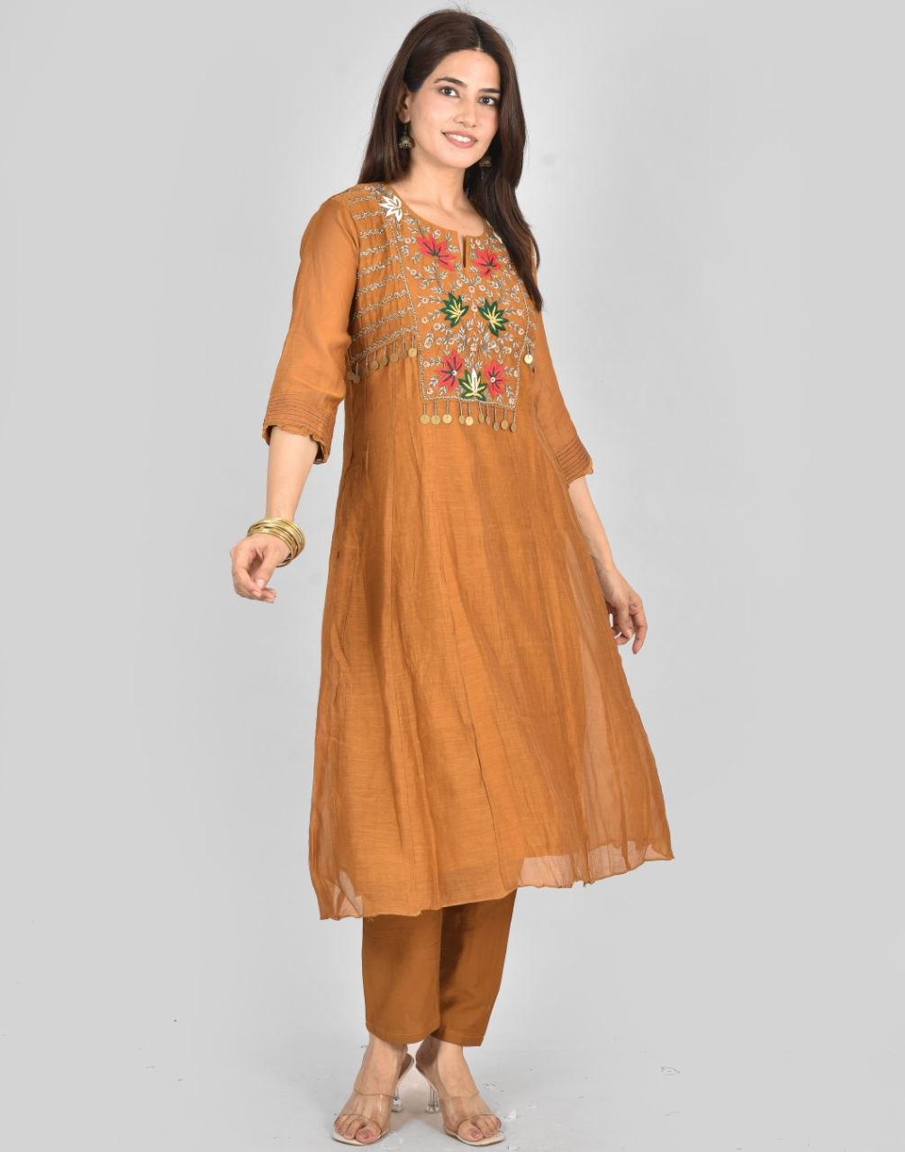 Mahika Methi Mulchenderi  Suit