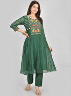 Mahika Grn Mulchenderi Suit