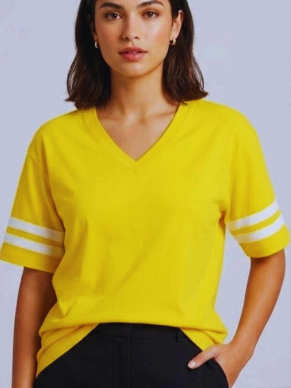 VIV26-203 V Neck T Shirt