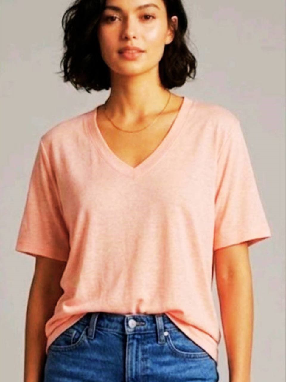 VIV26-217 V Neck Plain T Shirt