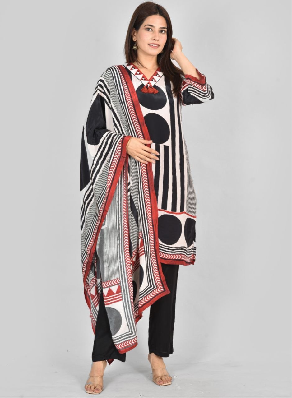 Bk Polka Dot Chinon Digital Print Suit