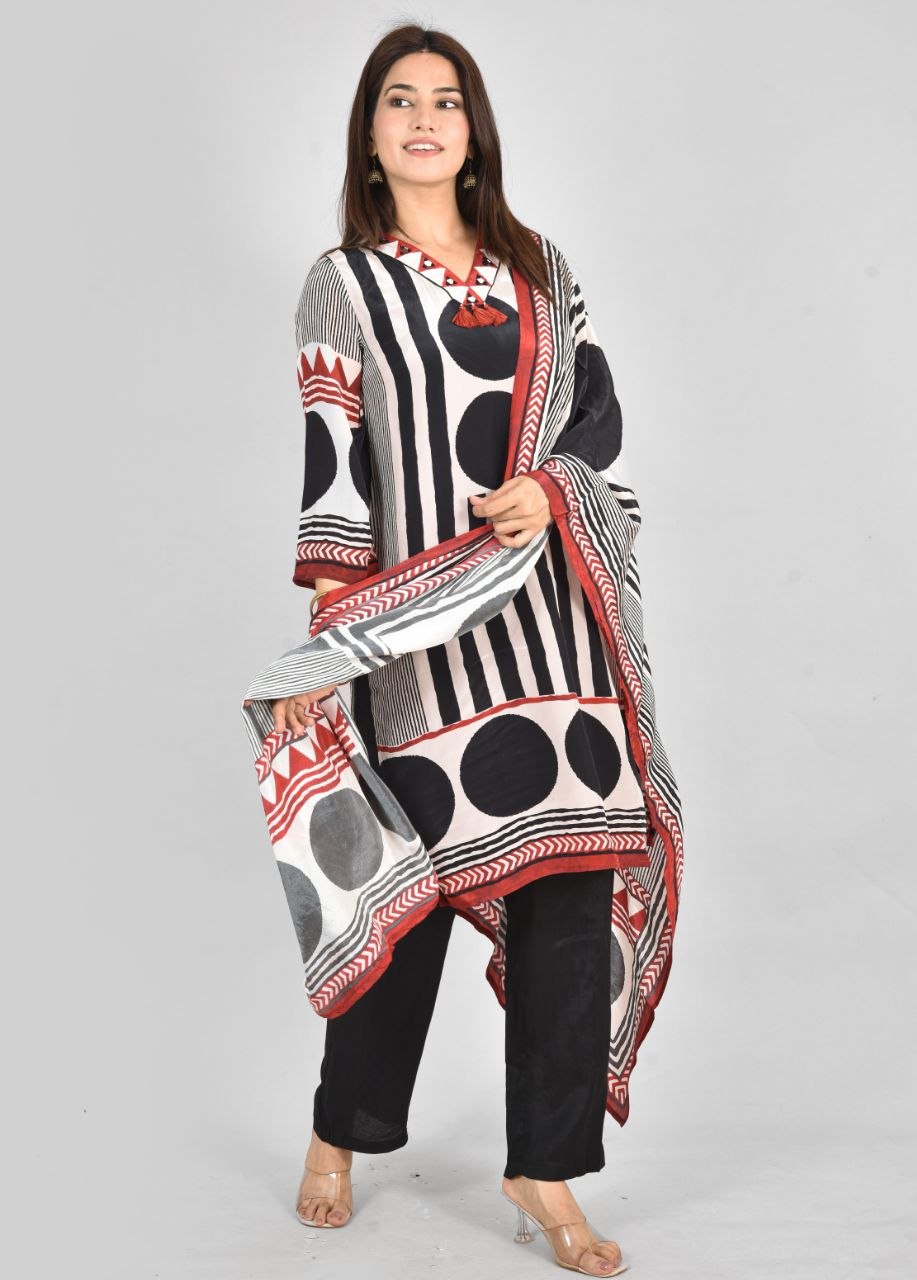 Bk Polka Dot Chinon Digital Print Suit