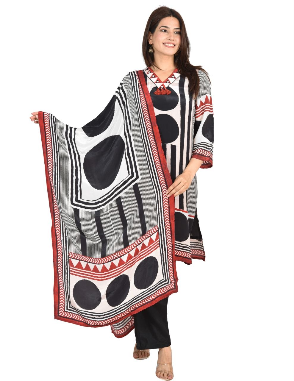 Bk Polka Dot Chinon Digital Print Suit
