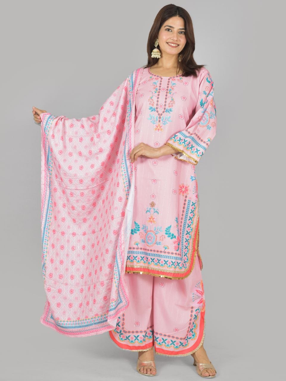 Saumya pink suit