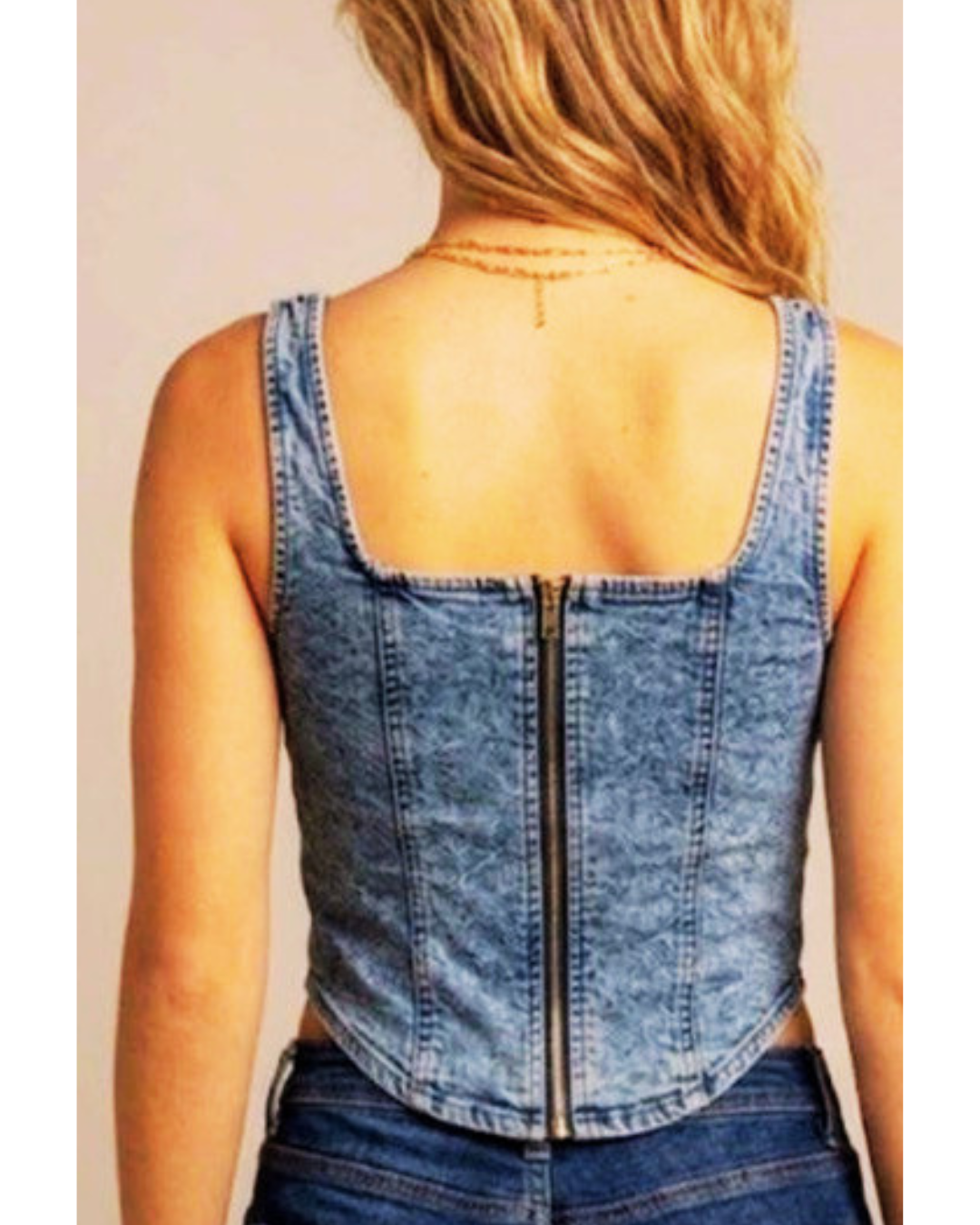 VIV26-DT101 BLU Crop Top