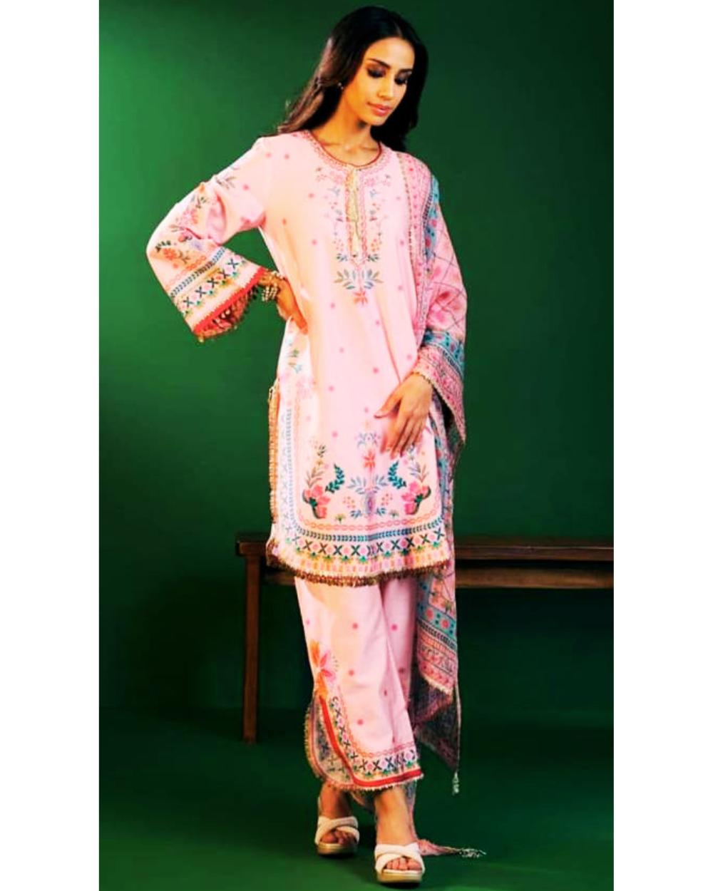 Saumya pink suit