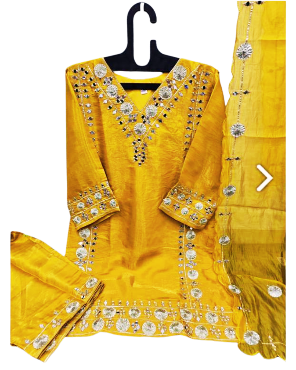 Gota Niharika suits